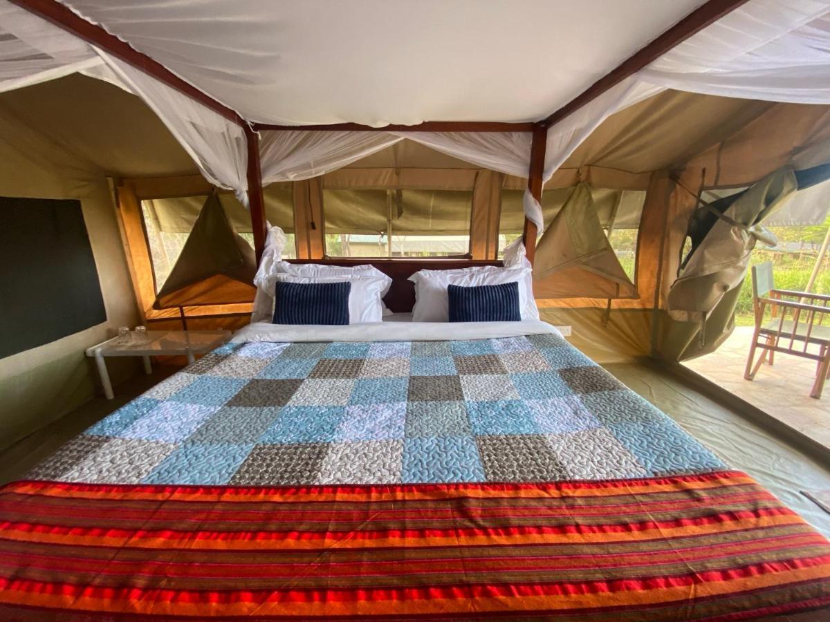Вилла Oldarpoi Wageni Camps Кикорок Экстерьер фото