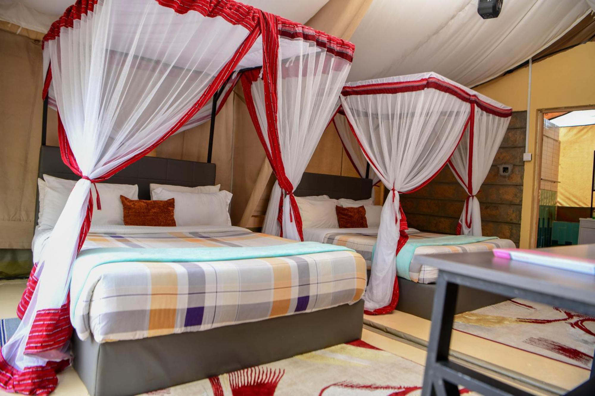 Вилла Oldarpoi Wageni Camps Кикорок Экстерьер фото